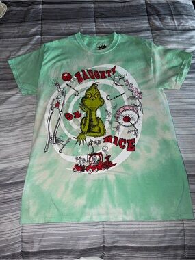 Green Grinch 'Naughty or Nice' Short Sleeve Graphic Tee